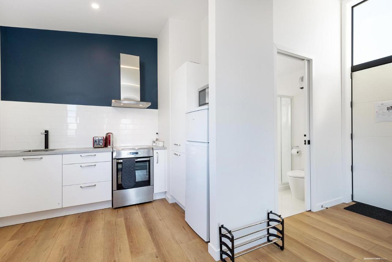 קווינסטאון Brand New One Bedroom Apartment מראה חיצוני תמונה